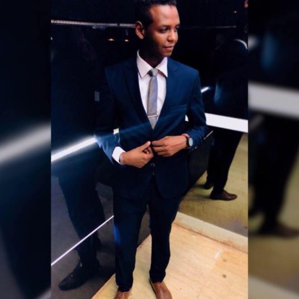Meet your Posher, Mohamed